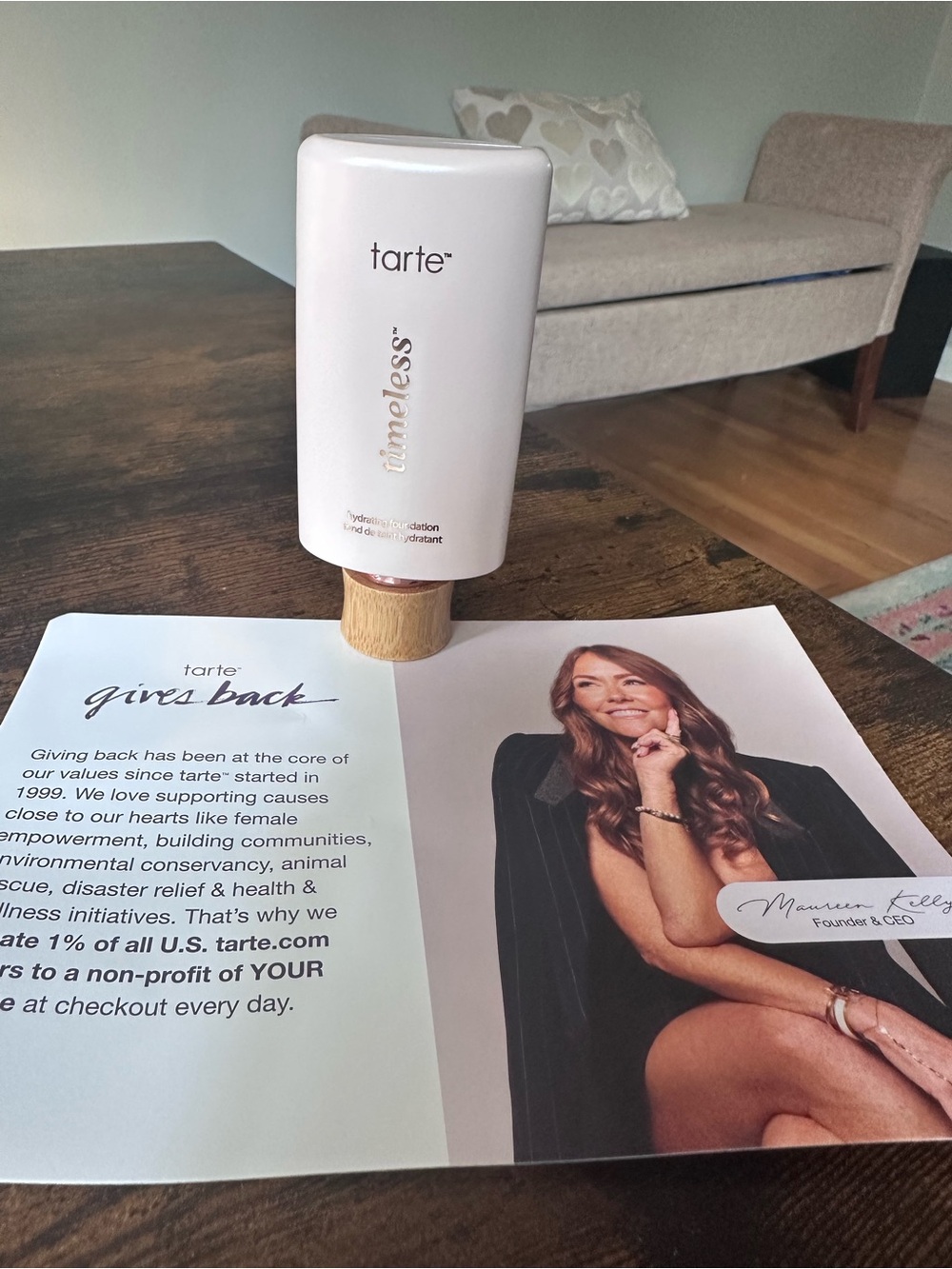 TARTE hydrating primer - light/ medium - nuetral 

NEVER USED